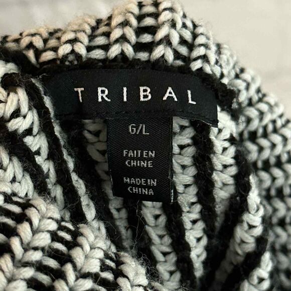 D10 Tribal B&W Turtle Neck Knit Sweater With Open Sides, Large, Pre-owned - Picture 6 of 8